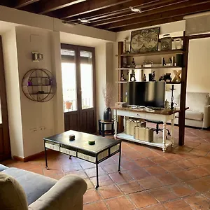  Apartamento Sleep In Historic Puerta Elvira España